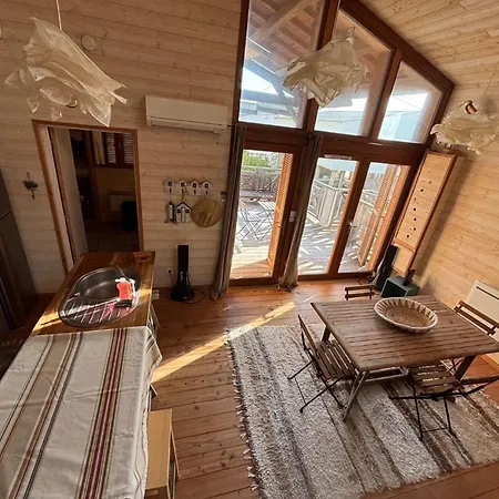 Aig 195 Chalet Loft En Bois Massif Avec Terrasse Et Vue Mer Alpehytte *